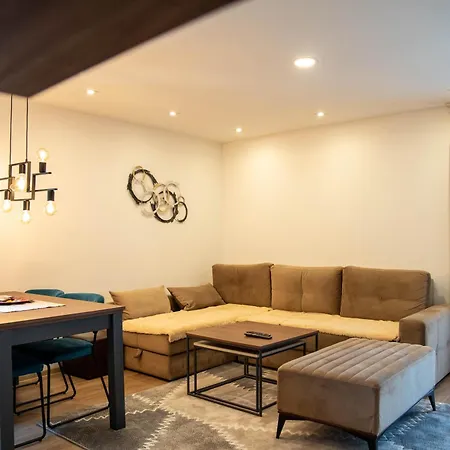 Mirela Apartment